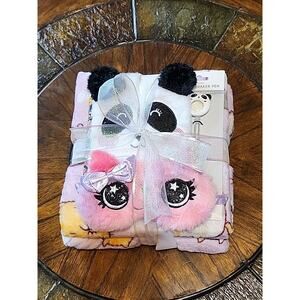 Girls Kitten Blanket Cozy Gift Set Panda Notebook Pencils Shaker Pen Eye Mask